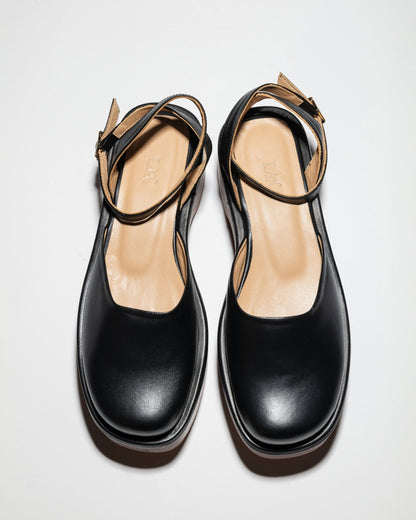 REI STRAPPY CLOGS Black - LAX